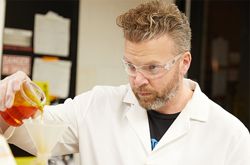 USGS scientist takes aim at Great Lakes invaders